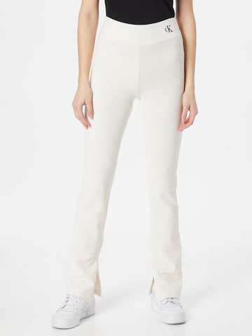 Calvin Klein Jeans Панталон в бяло: отпред
