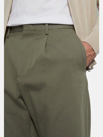 Boggi Milano Slim fit Pleat-front trousers in Green