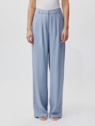 LeGer by Lena Gercke Regular Pleat-front trousers 'Draco' in Blue: front