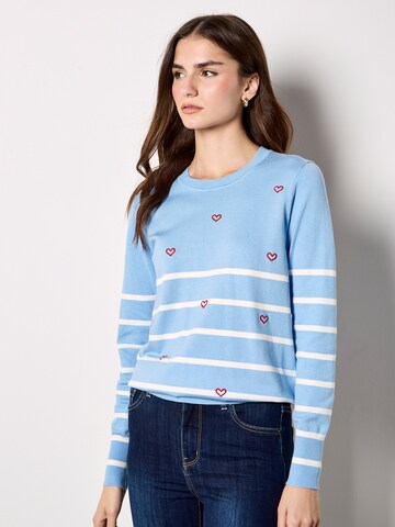 Pull-over Apricot en bleu : devant