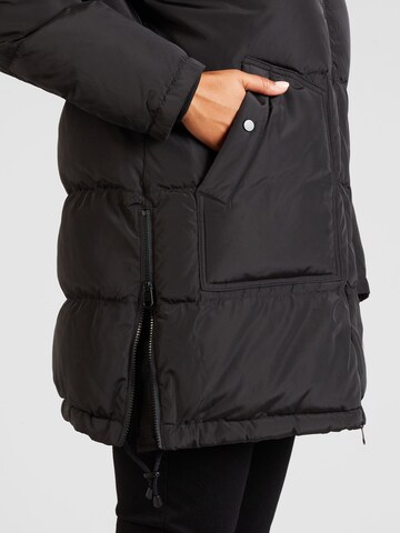 Vero Moda Curve Winter Jacket 'OSLO' in Black