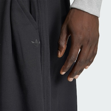 Loosefit Pantalon 'Premium Essentials' ADIDAS ORIGINALS en noir