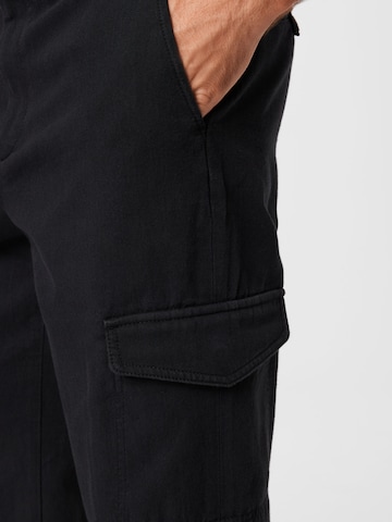 Regular Pantalon cargo Club Monaco en noir