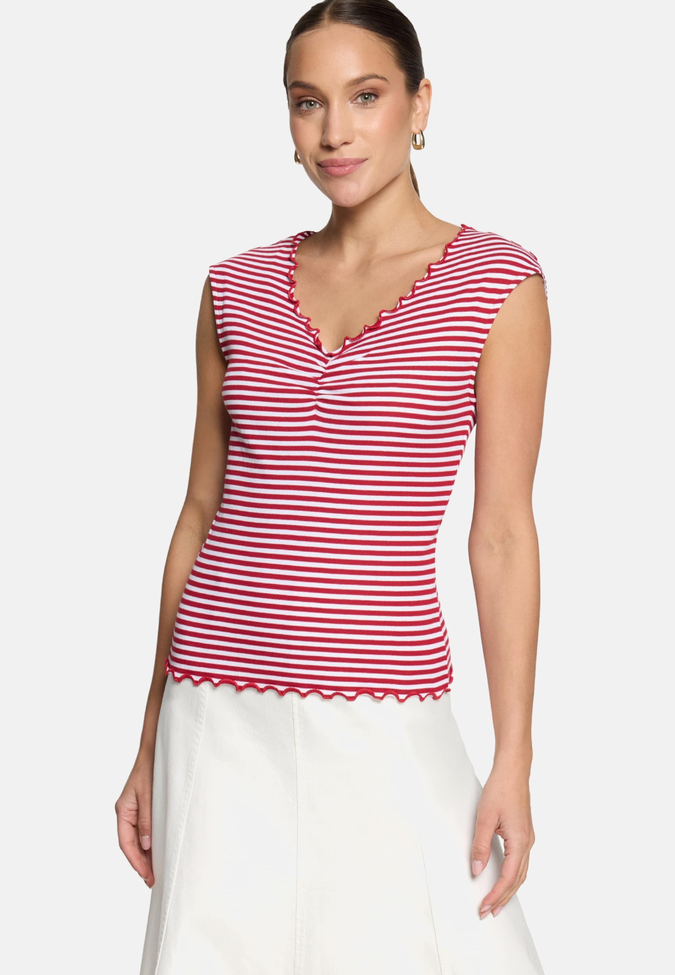 zero Shirt in Red: front