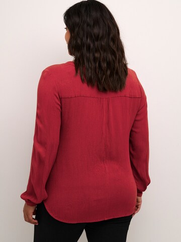 KAFFE CURVE Bluzka 'Ami' w kolorze czerwony