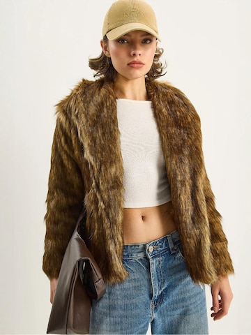 Veste mi-saison 'Kunstpelzmäntel' Bianco Lucci en marron