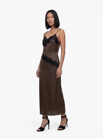 Robe 'PCARIEL' PIECES en marron