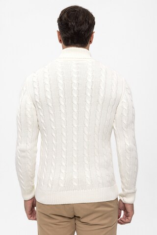 Felix Hardy Pullover in Weiß