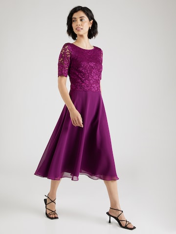 Vera Mont Cocktail Dress in Purple: front