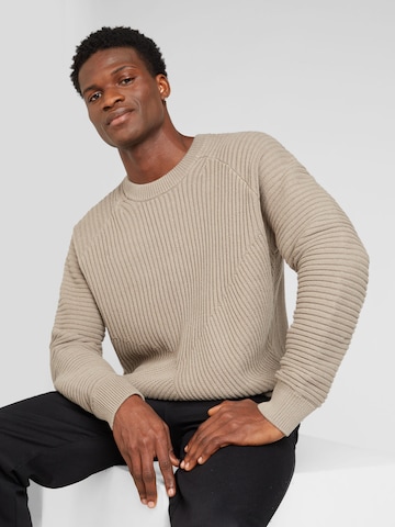 WEEKDAY Pullover 'Benji' in Braun