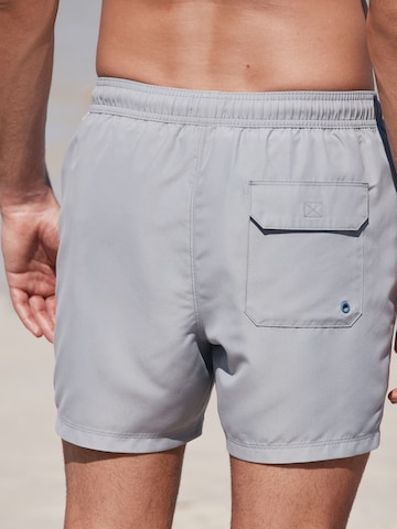 Next Uimashortsit 'Essential' värissä sininen