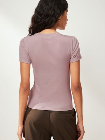 Next - Camiseta en lila