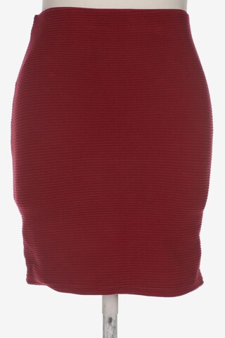 Bershka Skirt in M in Red