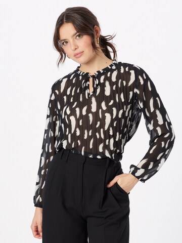 COMMA - Blusa en negro: frente