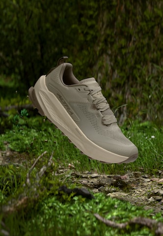 Chaussure de course 'OLYMPUS 7' Altra en gris