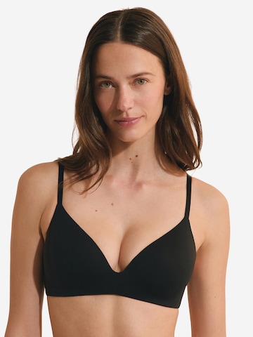 Triangolo Reggiseno 'Pure Invisible' di ETAM in nero: frontale