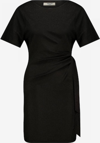 Robe 'Shinyse' Deeluxe en noir : devant
