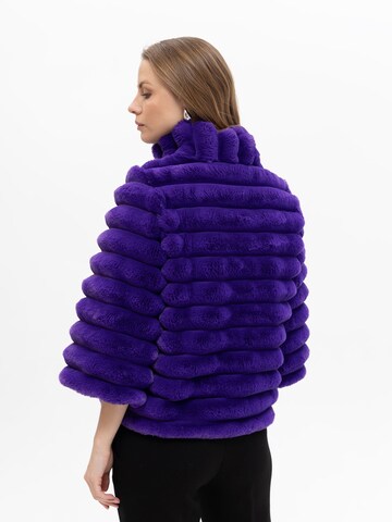 Passioni Between-Season Jacket in Purple