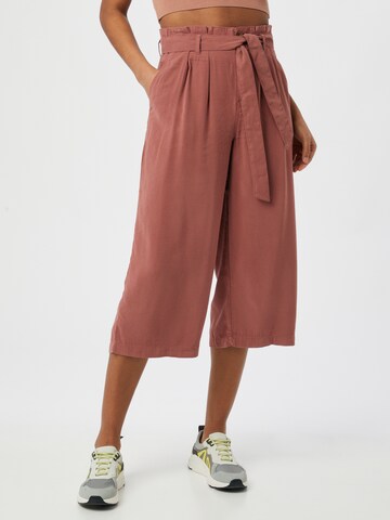 ONLY Wide leg Pleat-Front Pants 'Aminta' in Red: front