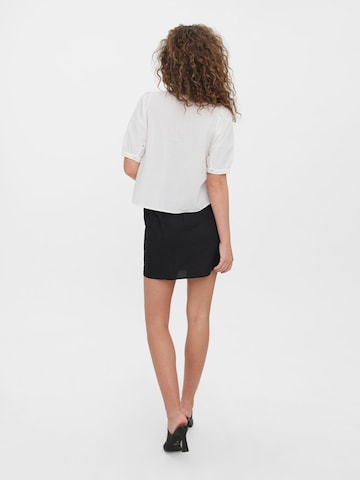 VERO MODA Blouse in White