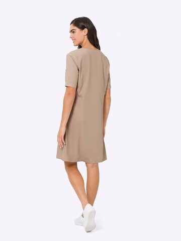 heine Klänning i beige