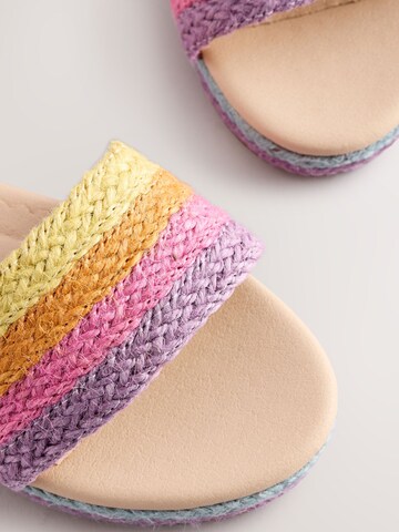 Next Sandaler i pink