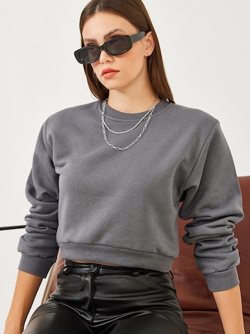 Bianco Lucci Sweatshirt in Grau: Vorderseite