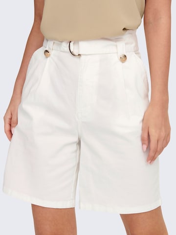 ONLY Regular Pleat-Front Pants in White