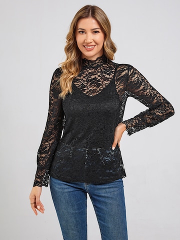 LapaPlus Blouse in Black: front