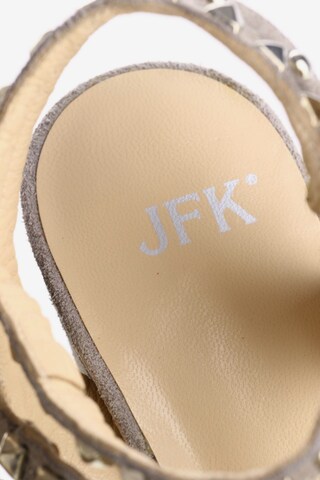 JFK Sandals & High-Heeled Sandals in 36 in Grey