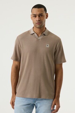 GARCIA Bluser & t-shirts i brun: forside