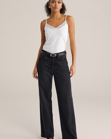 WE Fashion Top in White