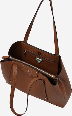 GUESS Tasche 'Brenton' in Braun