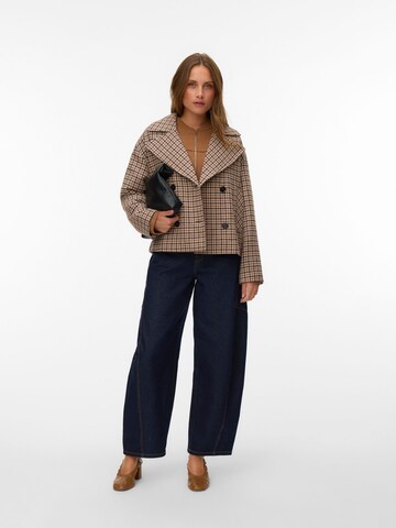 VERO MODA Tussenjas 'VMJACKIELINE' in Bruin