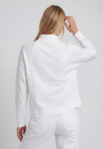 HALEE - Sweatshirt 'Everyday Fashion' em branco
