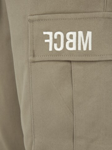 FCBM Alt kitsenev Klapptaskutega püksid 'Dante', värv roheline