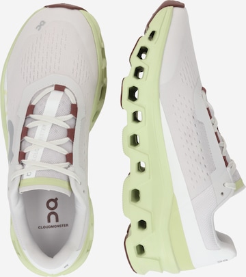 Scarpa da corsa 'Cloudmonster' di On in bianco