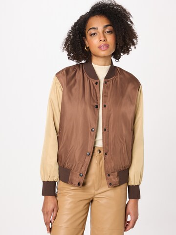 NEON & NYLON Between-Season Jacket in Brown: front