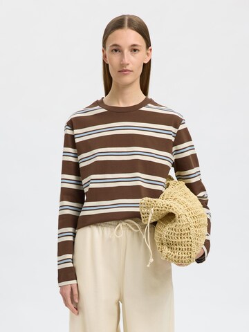 T-shirt SELECTED en marron : devant