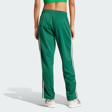 Loosefit Pantaloni di ADIDAS ORIGINALS in verde