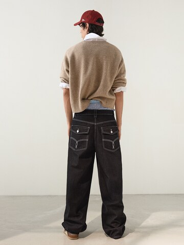 Bershka Baggy Farkut värissä musta