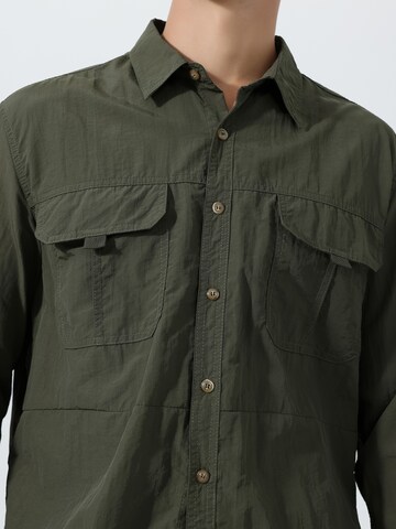 Youthup Regular fit Button Up Shirt in Green