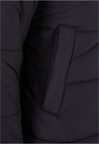 Urban Classics Jacke in Schwarz