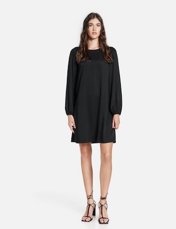 Rochie de la TAIFUN pe negru