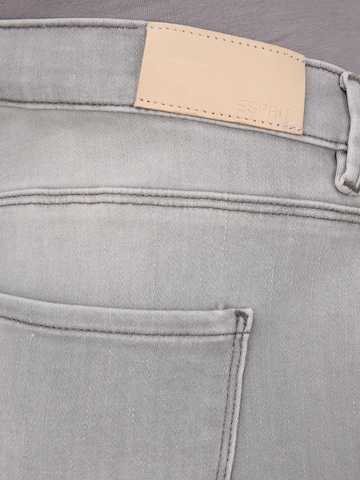 Esprit Maternity Regular Jeans i grå