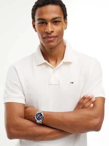 Tommy Jeans Μπλουζάκι 'ESS' σε λευκό