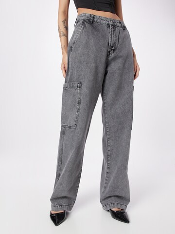 Loosefit Jeans cargo Global Funk en gris : devant