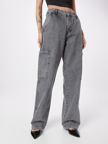 Loosefit Jeans cargo di Global Funk in grigio: frontale