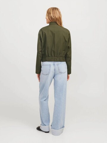 JJXX Between-Season Jacket in Green