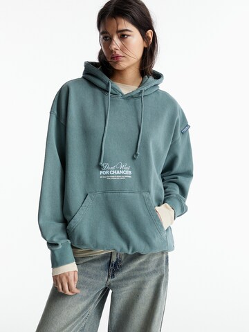 Pull&Bear Sweatshirt in Groen